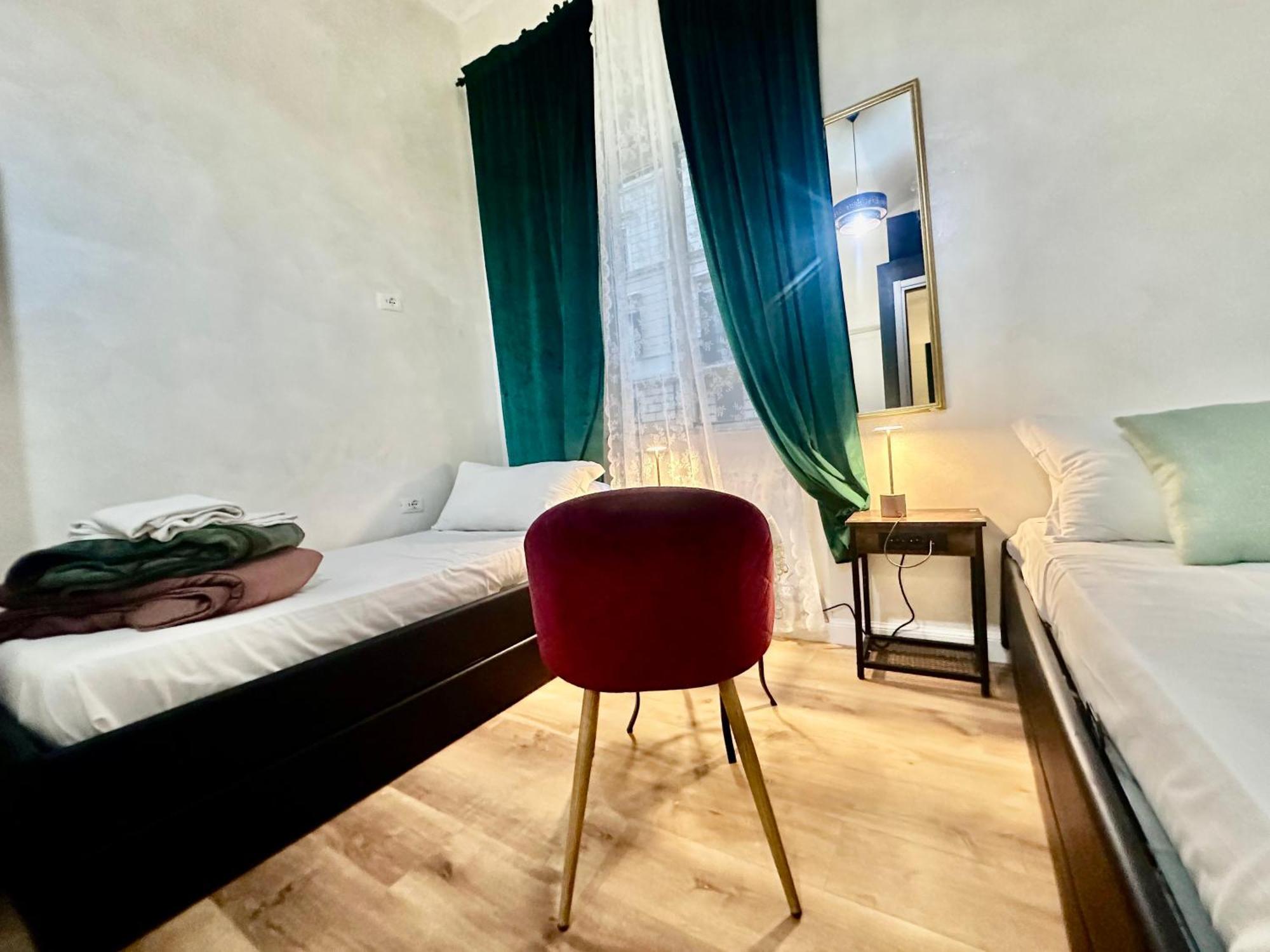 Român Holidays Ngoại thất bức ảnh