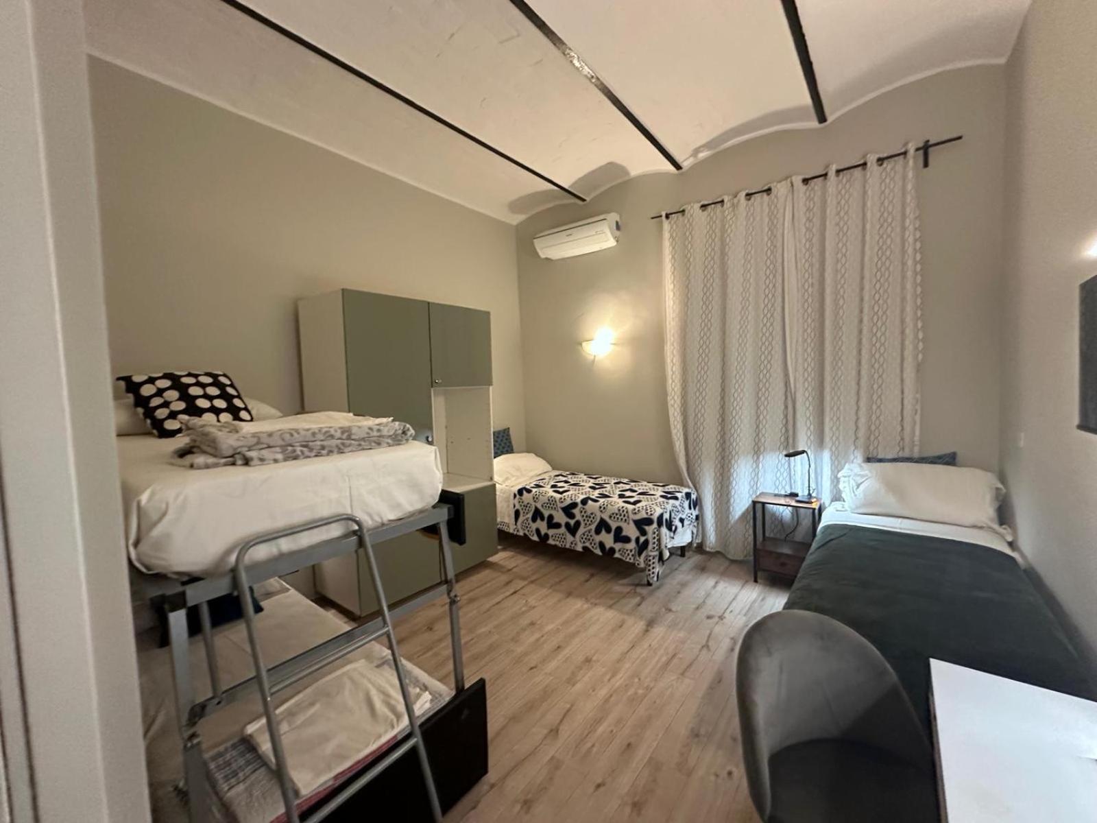Român Holidays Ngoại thất bức ảnh