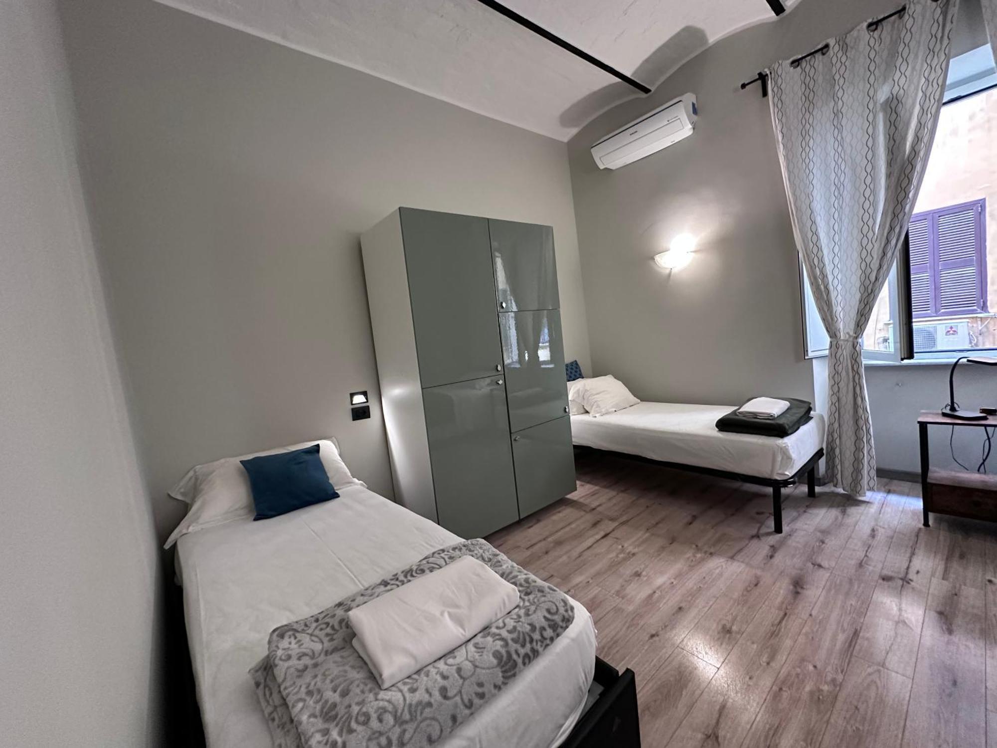 Român Holidays Ngoại thất bức ảnh