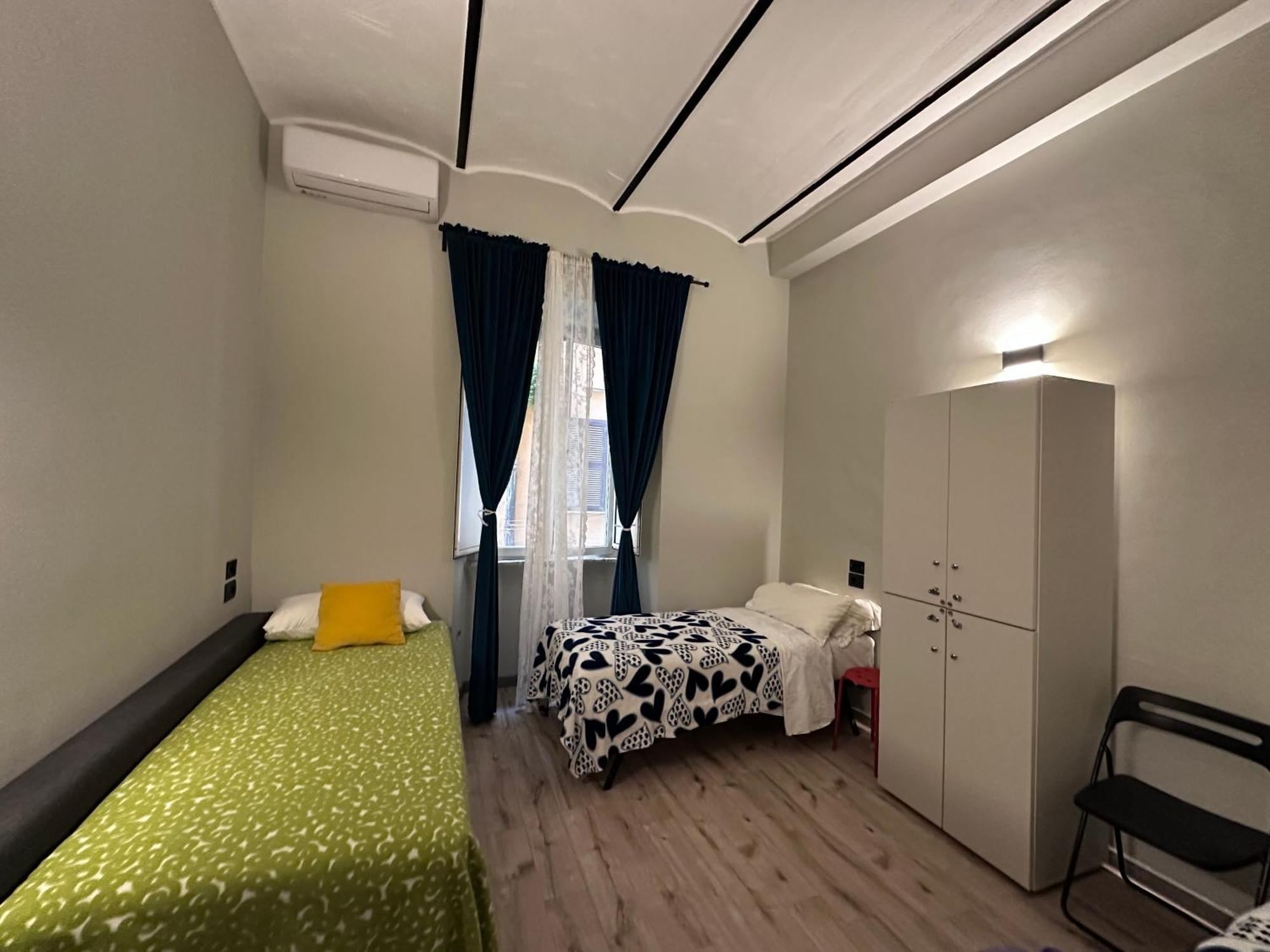 Român Holidays Ngoại thất bức ảnh