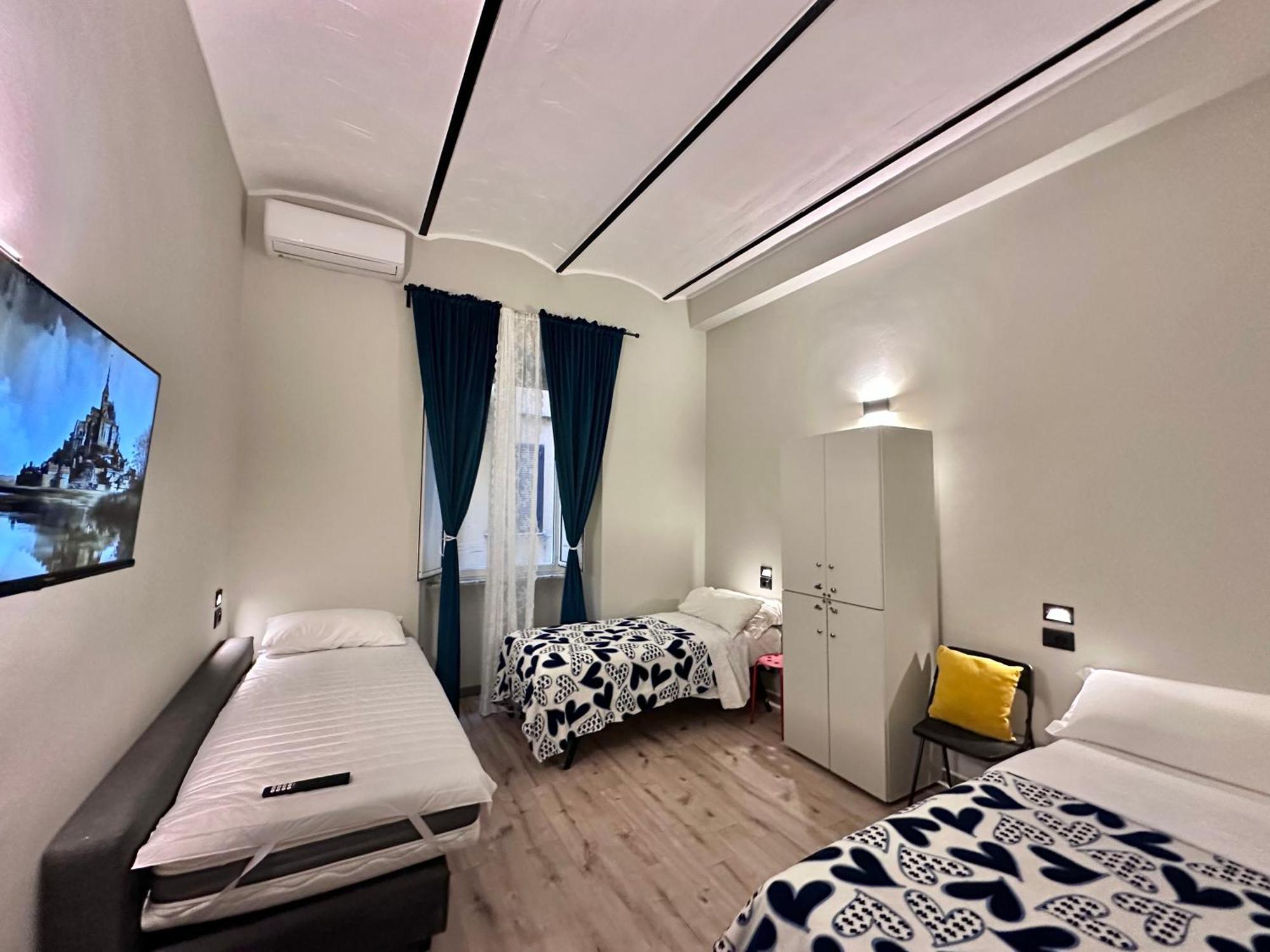Român Holidays Ngoại thất bức ảnh